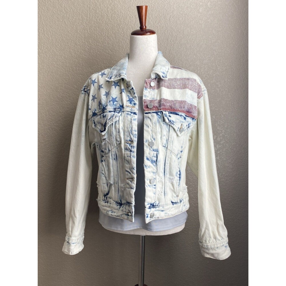 BLANKNYC Women’s Denim Trucker Jacket Size S American Flag Pre-Owned Excellent